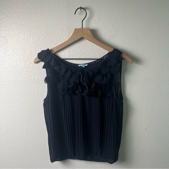 Anthropologie Navy Petal Pleated Blouse by Leif Notes Sz 4 - Picture 9 of 9